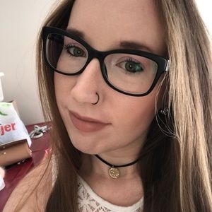 Meet your Posher, Misty